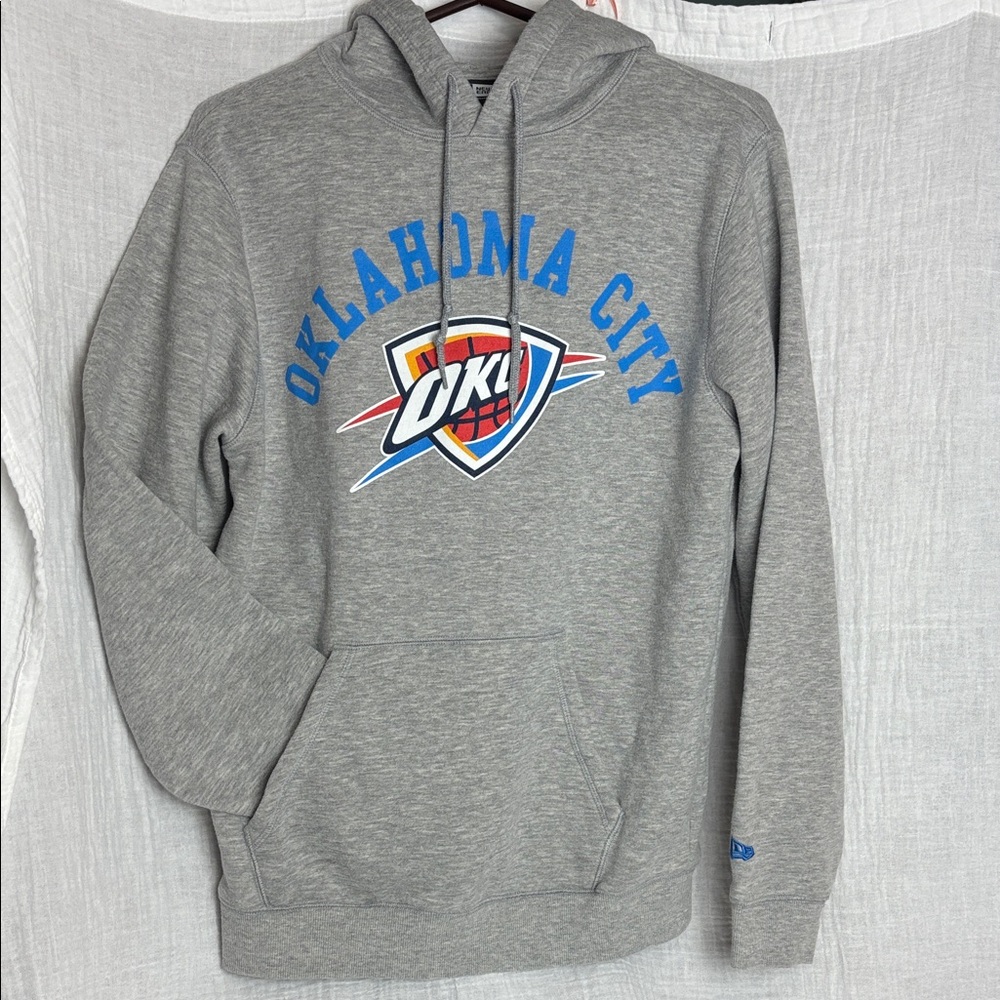 New Era Gray OKC Thunder Hoodie hood hit